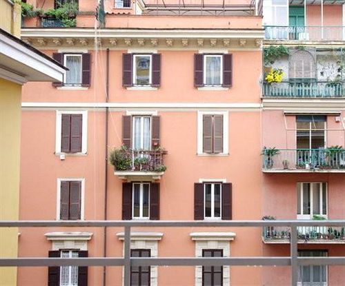 Domus Ferruccio Roma