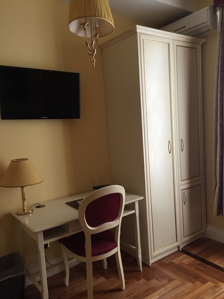 Guest house Relais Frattina Rome