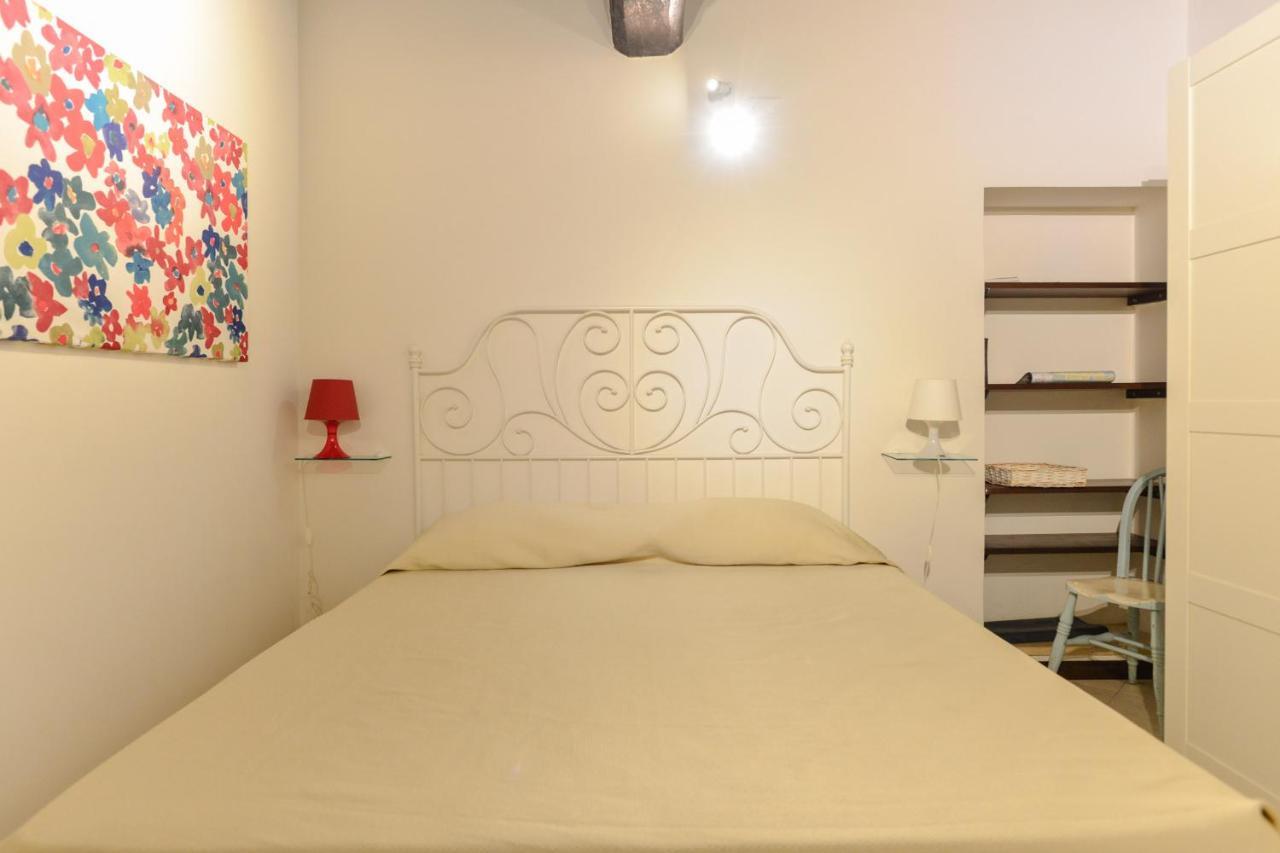 Urbana Colosseo Boutique * Roma