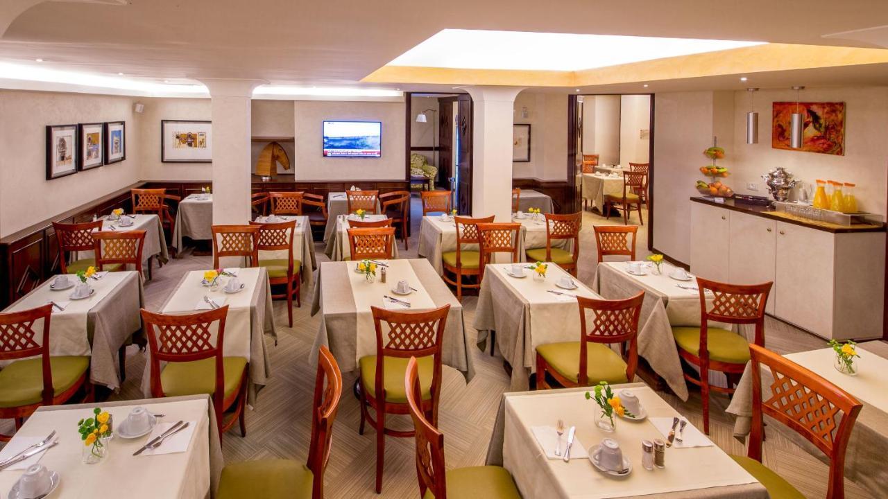 Oxford Hotell 4*