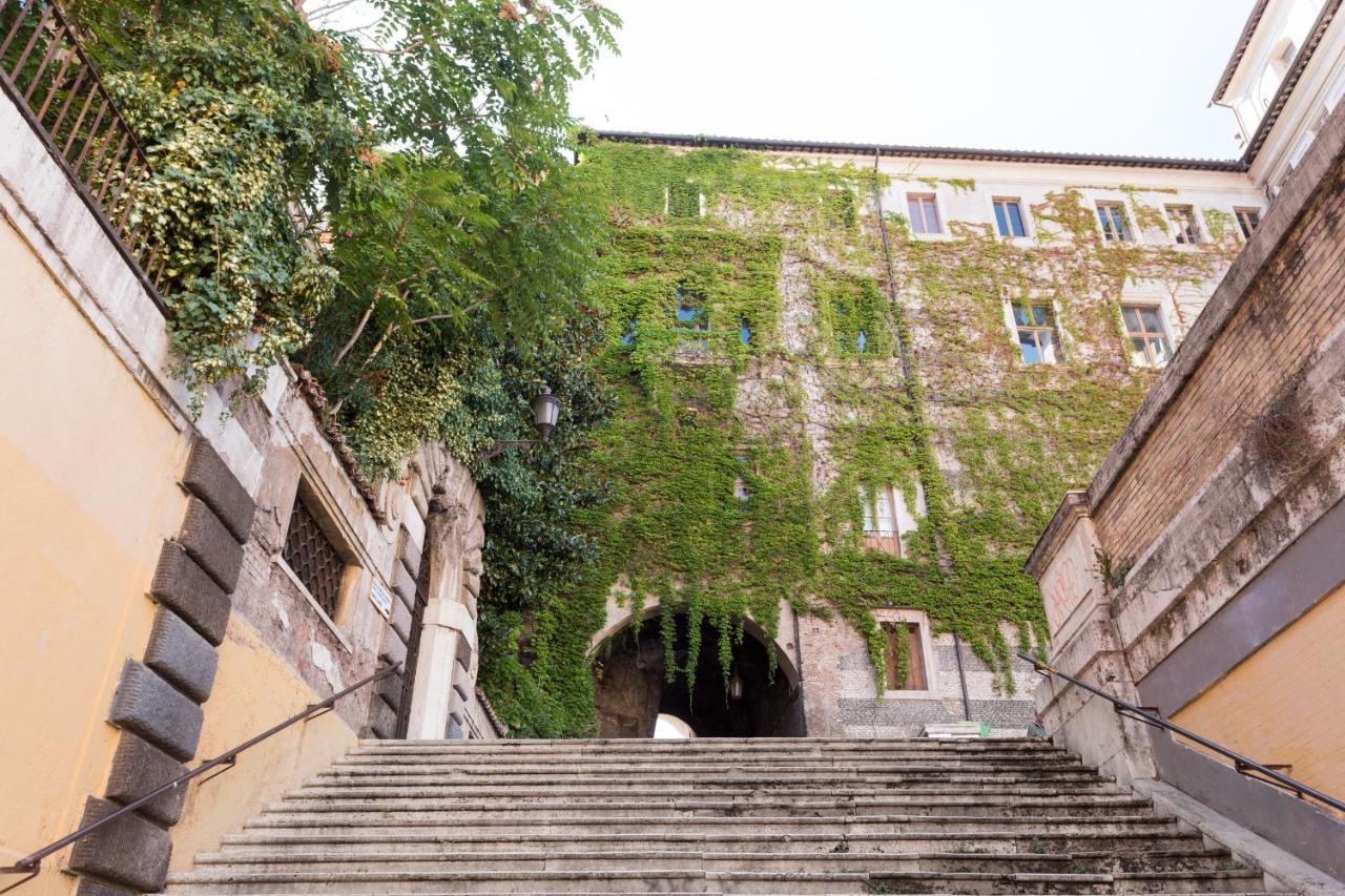 Apartamento Monti Stunning With Terrace Roma