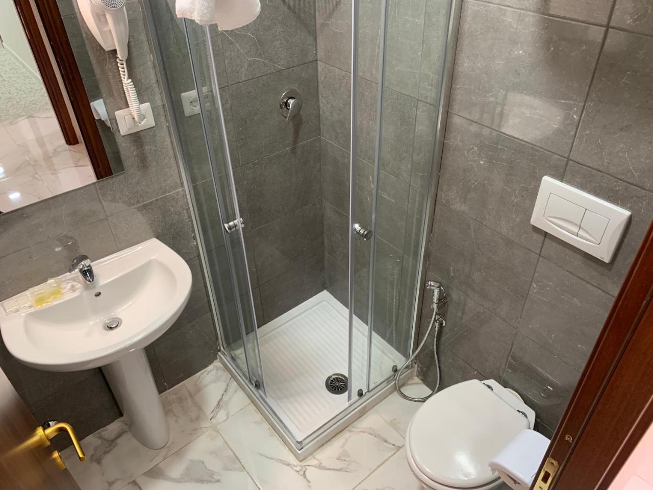 Serena House Bed and breakfast Roma