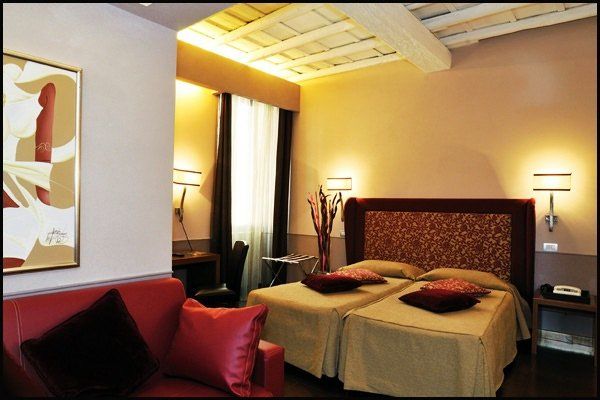 Condotti Palace Hotel