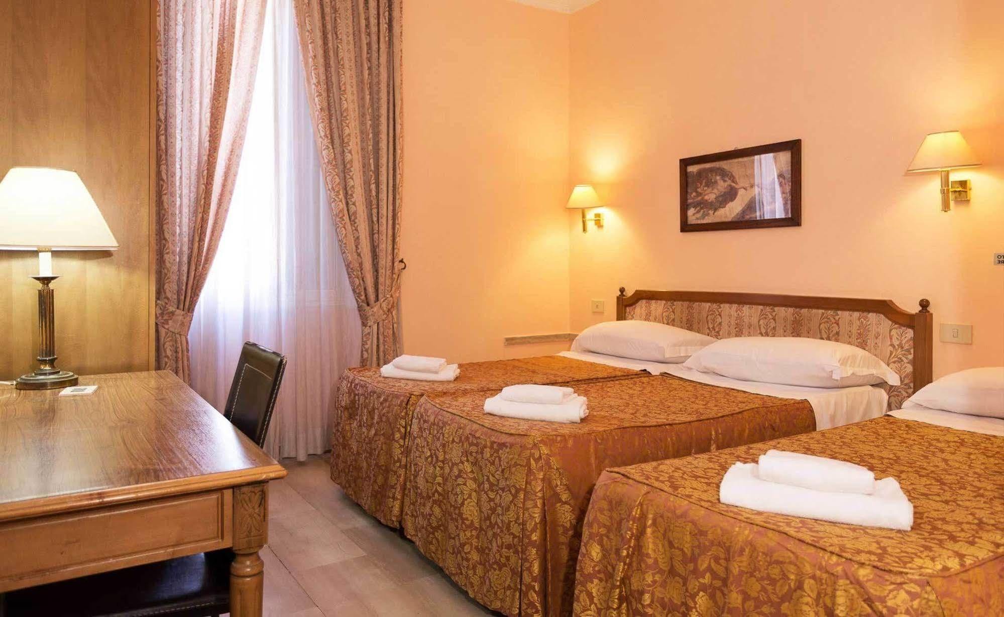 Hotel Center 3 Roma