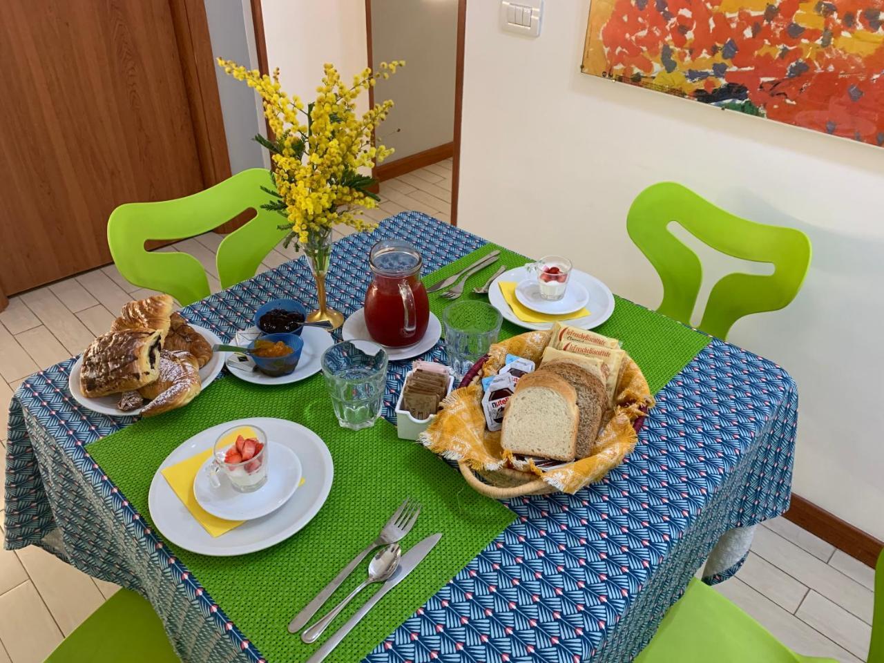 Bed & Breakfast Youbed Extra 2*