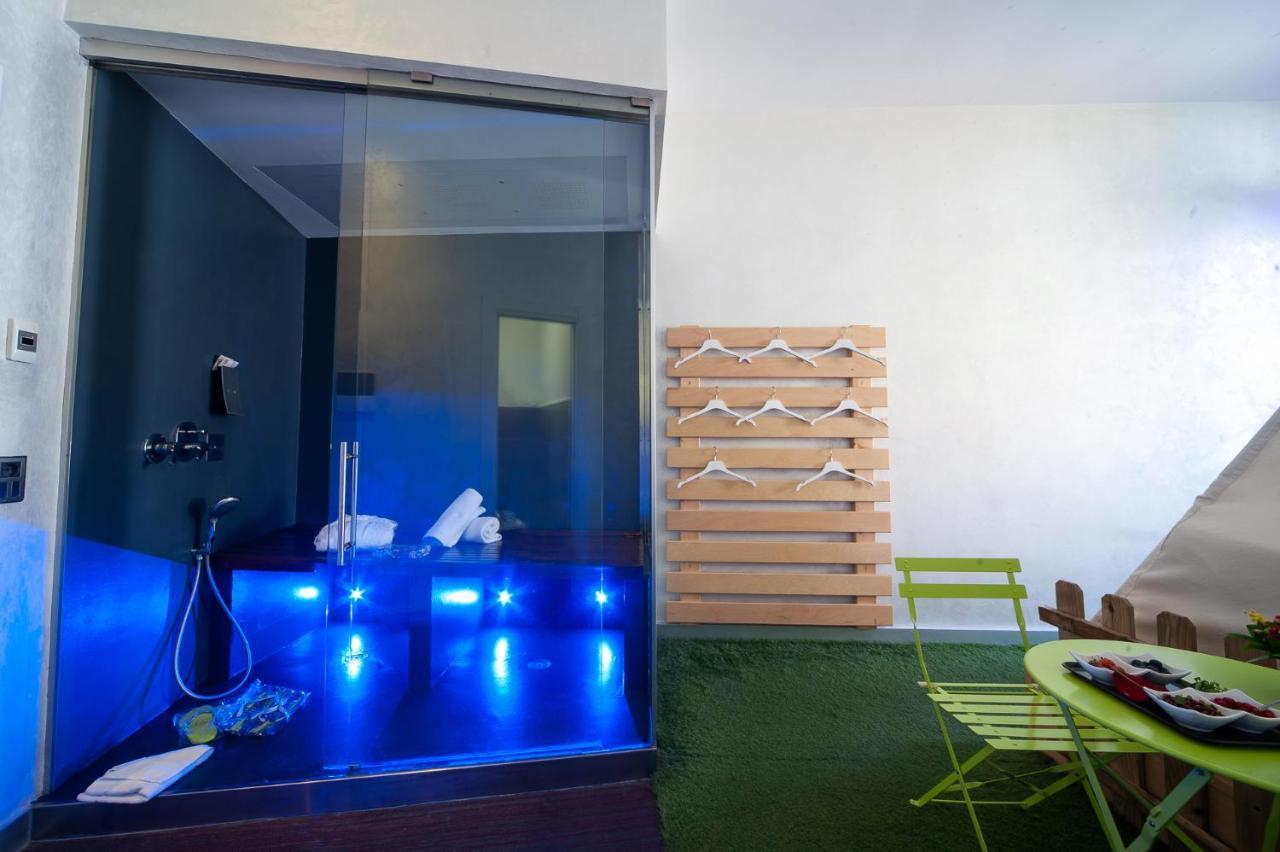 Guest house Irooms Jacuzzi 2*