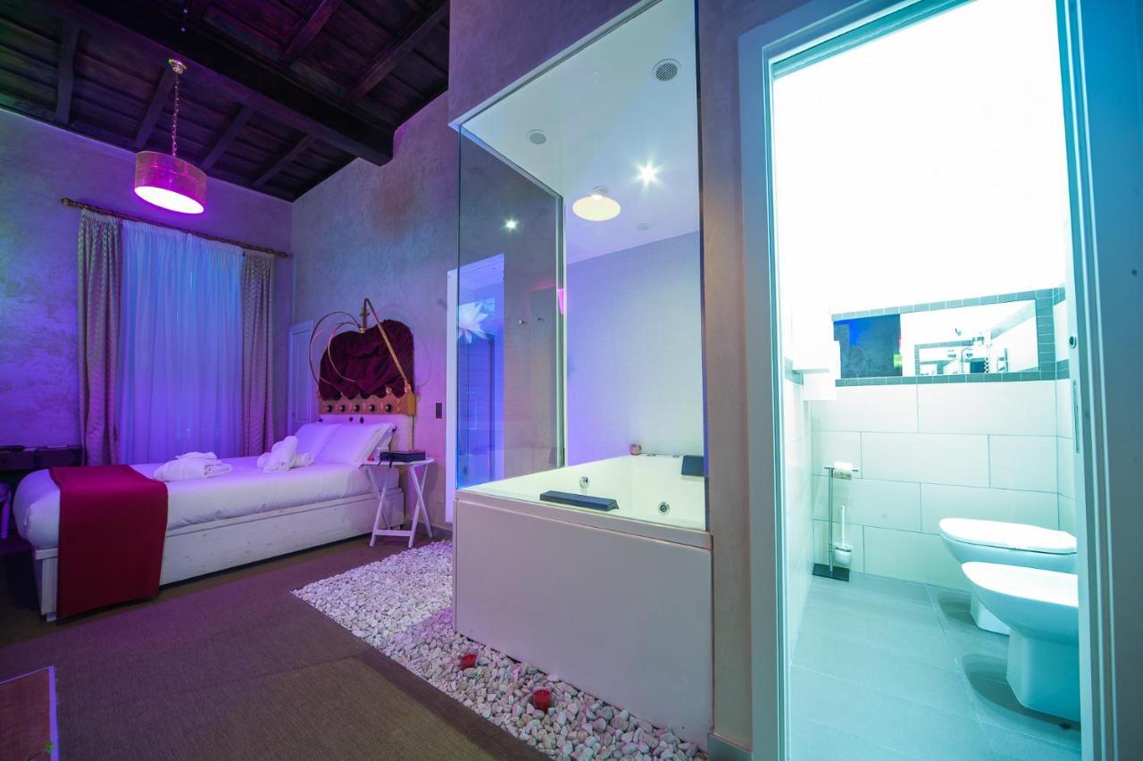 Irooms Jacuzzi Guest house
