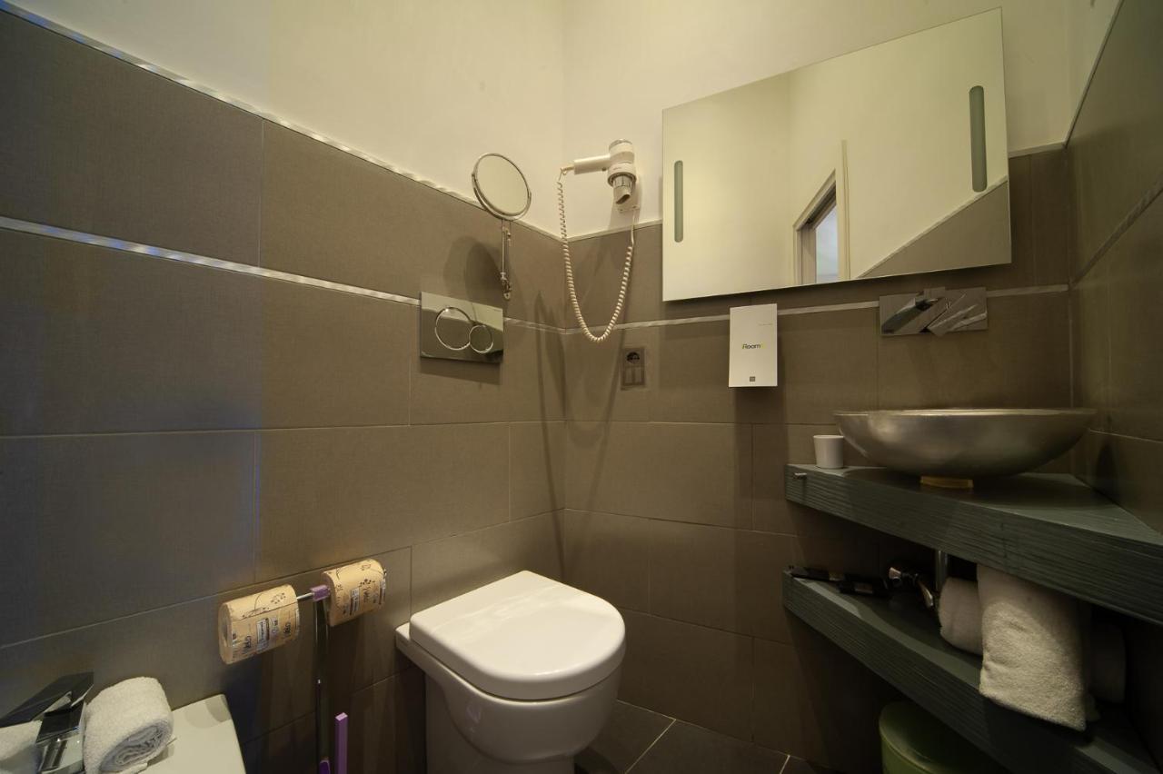 Irooms Jacuzzi Guest house