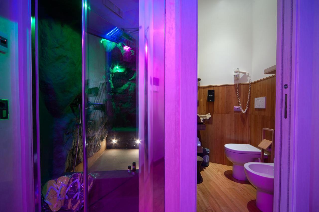 Irooms Jacuzzi Guest house
