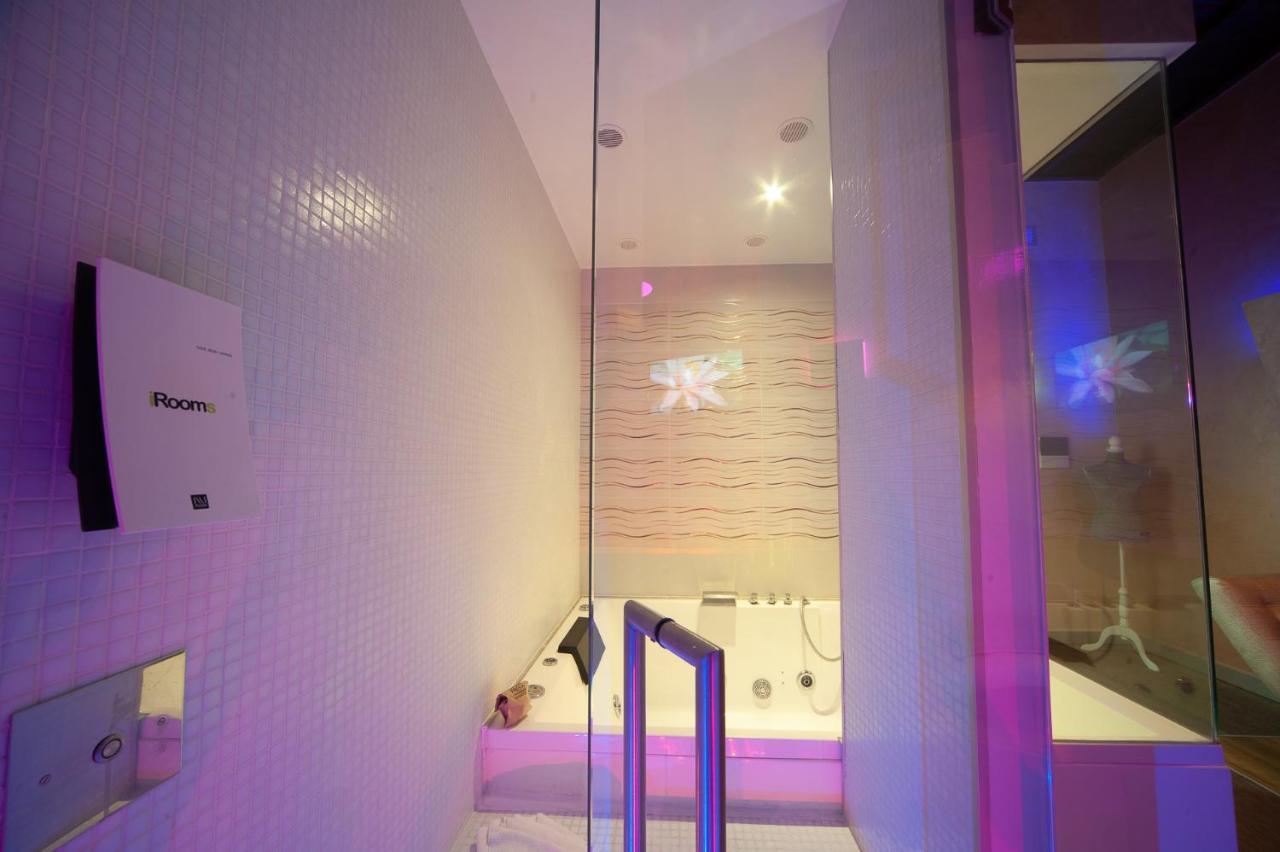 Irooms Jacuzzi Guest house
