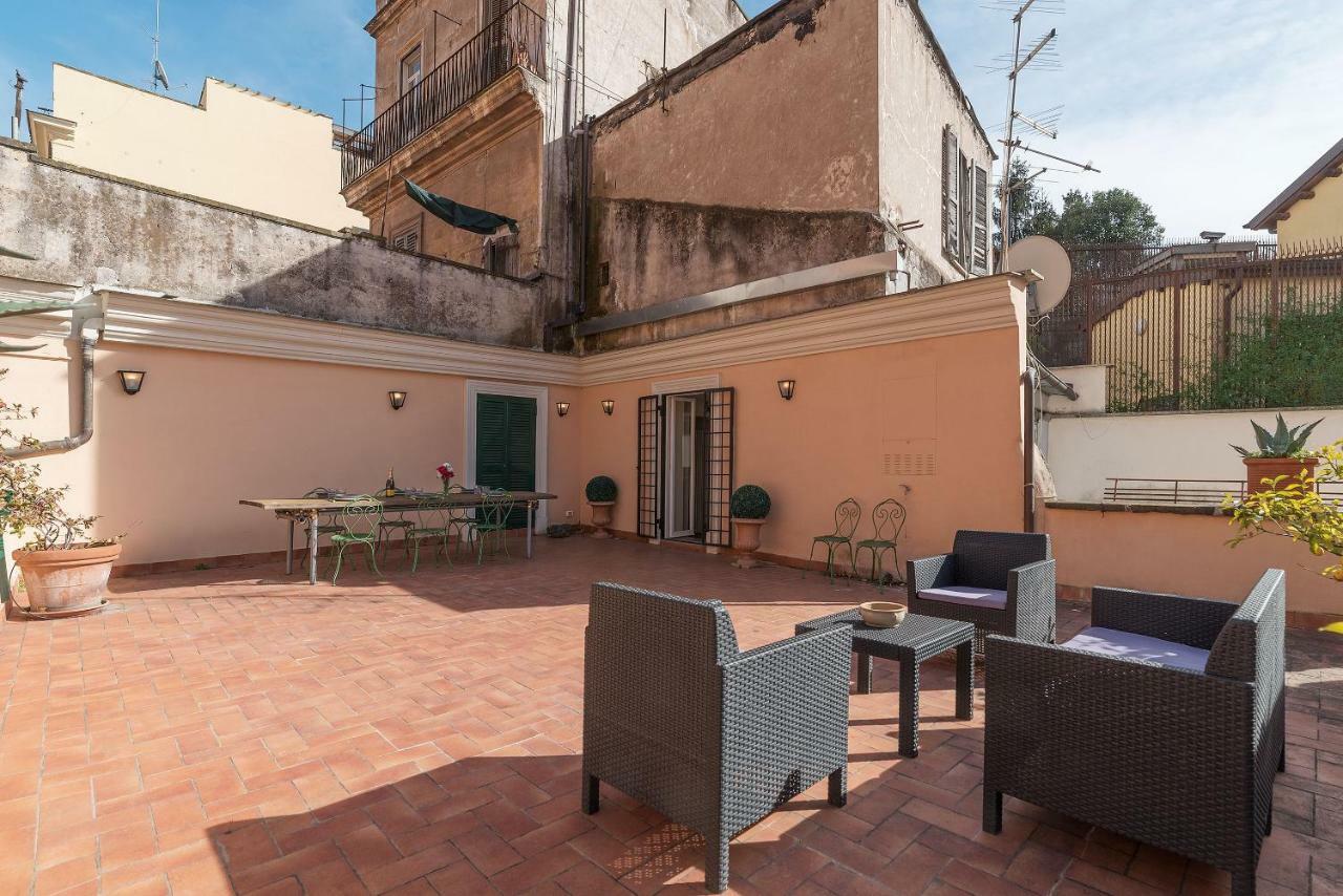 Apartamento Monti Stunning With Terrace