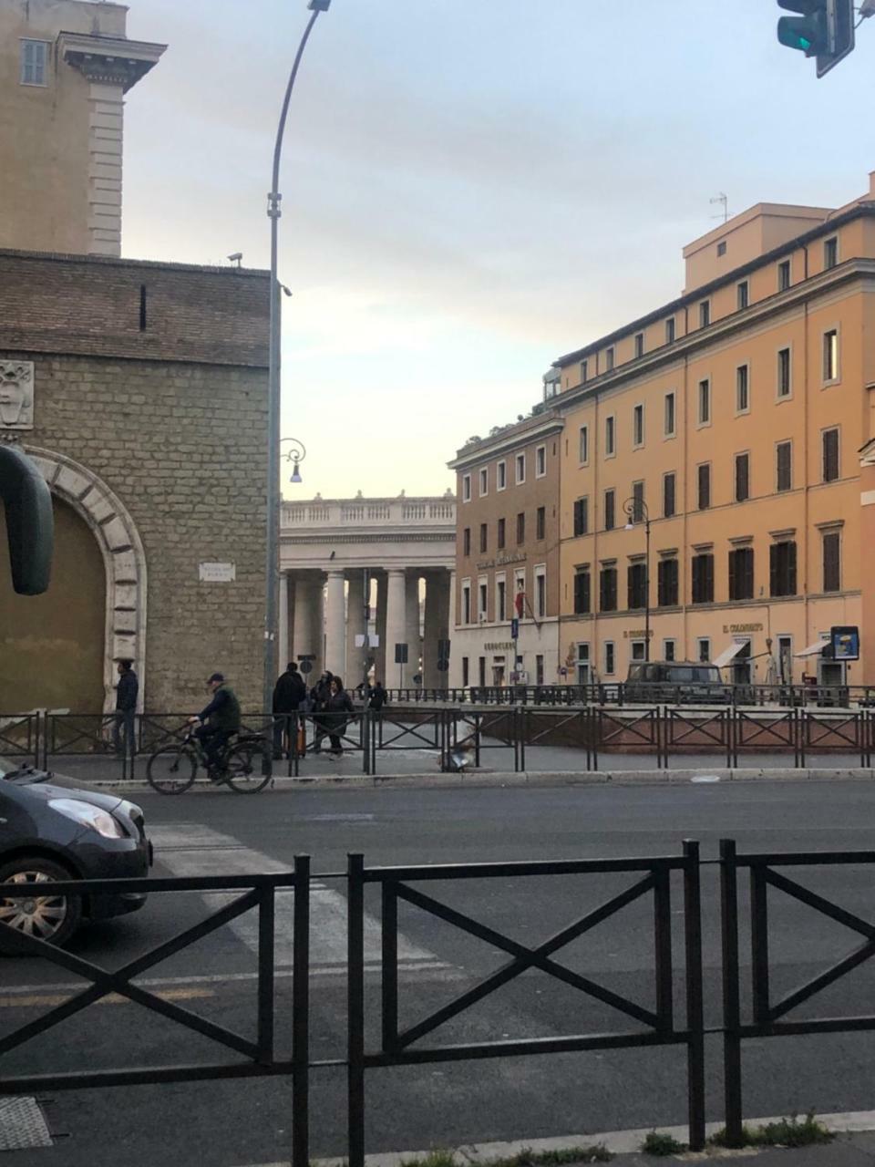 Zeus - Finestra Sul Vaticano Guest house *