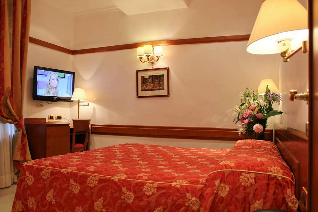 San Carlo Hotel 3*