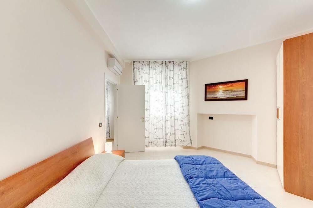 Apartment A - Cinecitta Rome