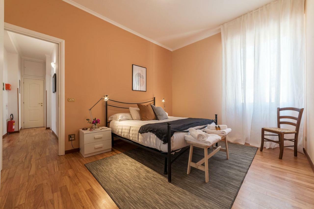 Apartment Augustus Near Saint Peter Rom