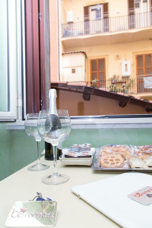 Domusamor Colosseo Bed & Breakfast 2*