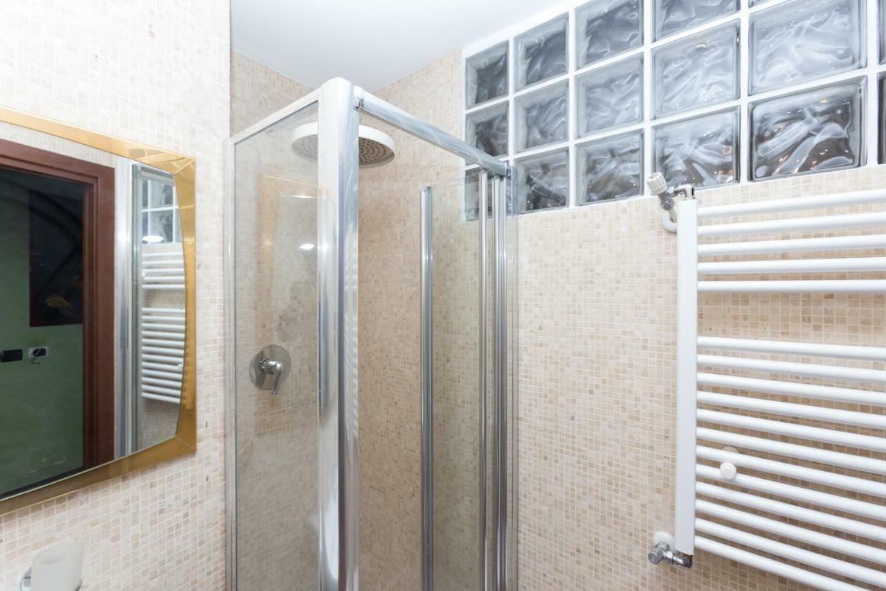 Bed & Breakfast Domusamor Colosseo 2*