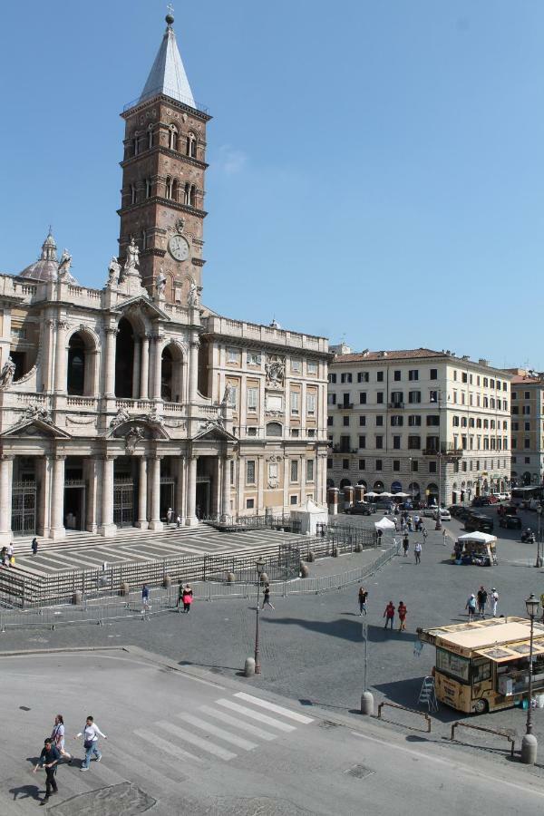 Domus Maggiore Gjestgiverier Roma