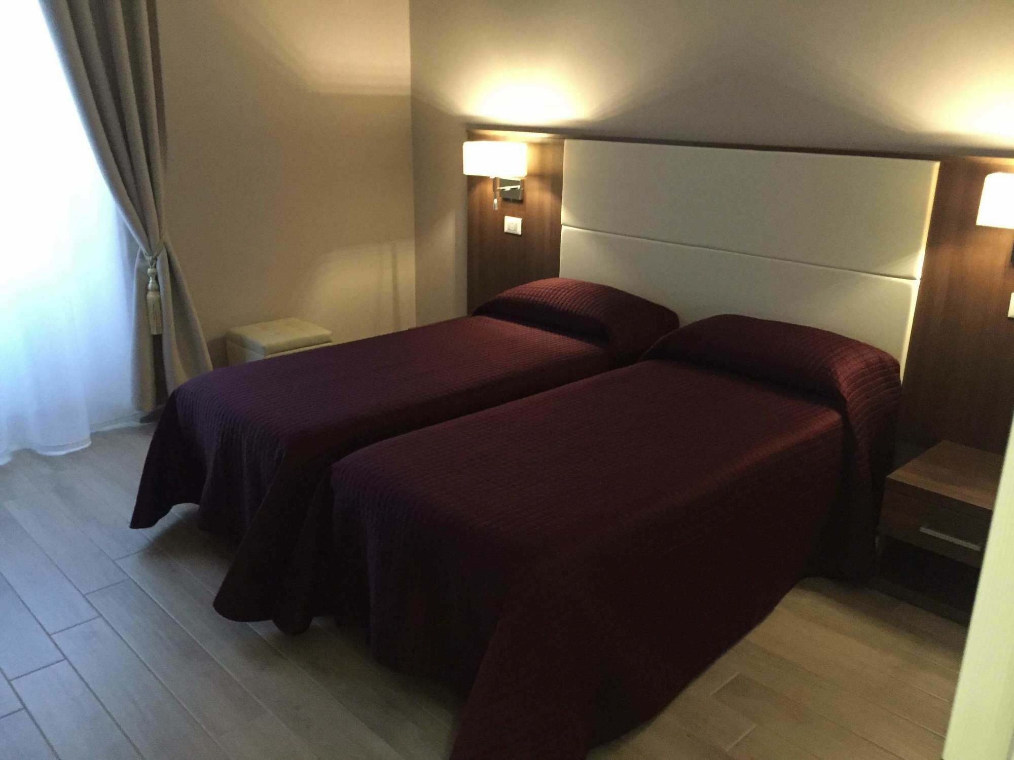 Affittacamere Archi Di Roma