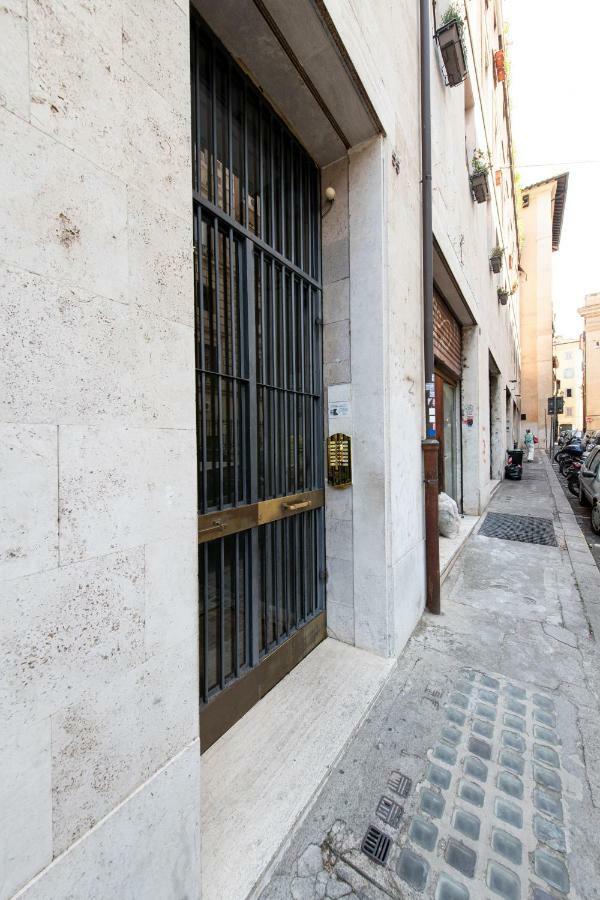 Al Conservatorio Affittacamere 2*