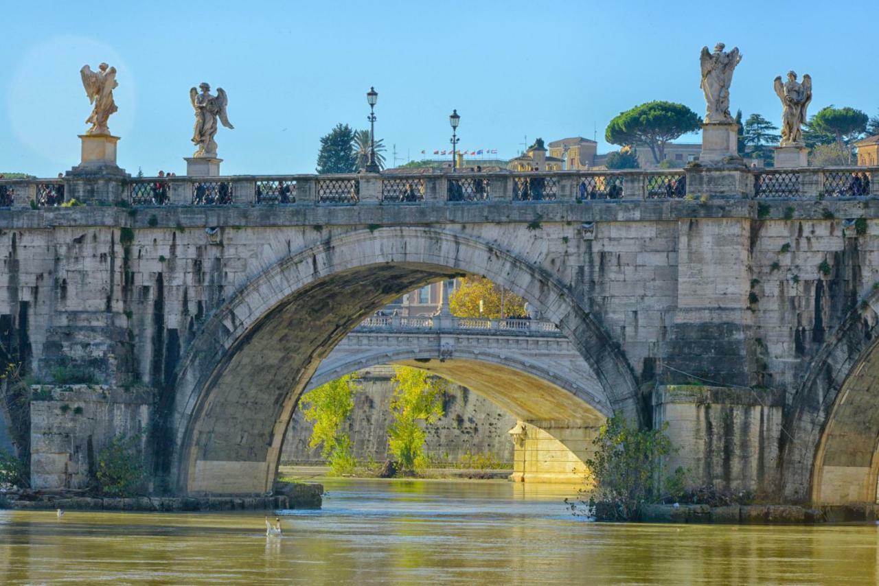 Vatican And Kitchen Hotell