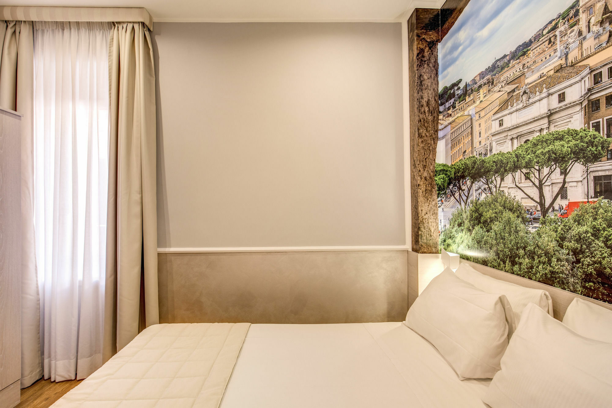 Floor Colosseo Gjestgiverier 3*