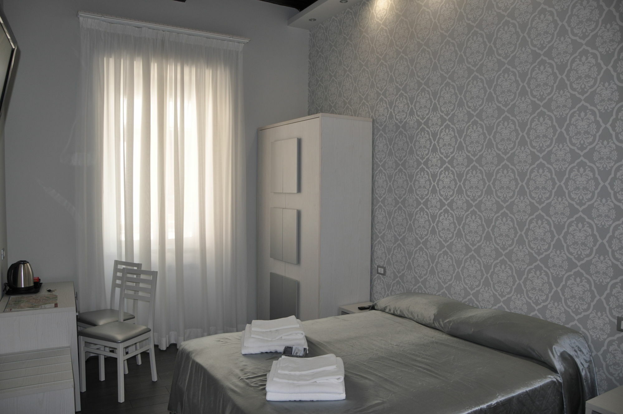Imperial Relais 2*