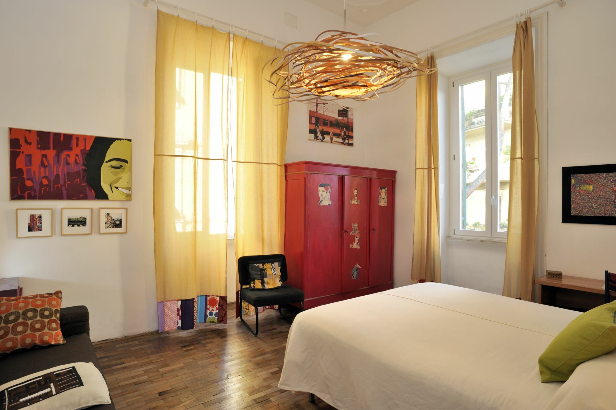 Metta House Frühstückspension 3*