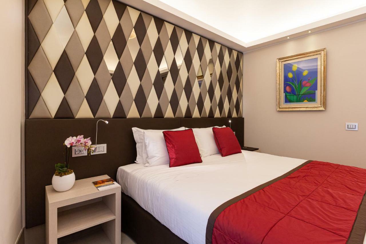Harry's Bar Trevi & Restaurant Hotel 5*