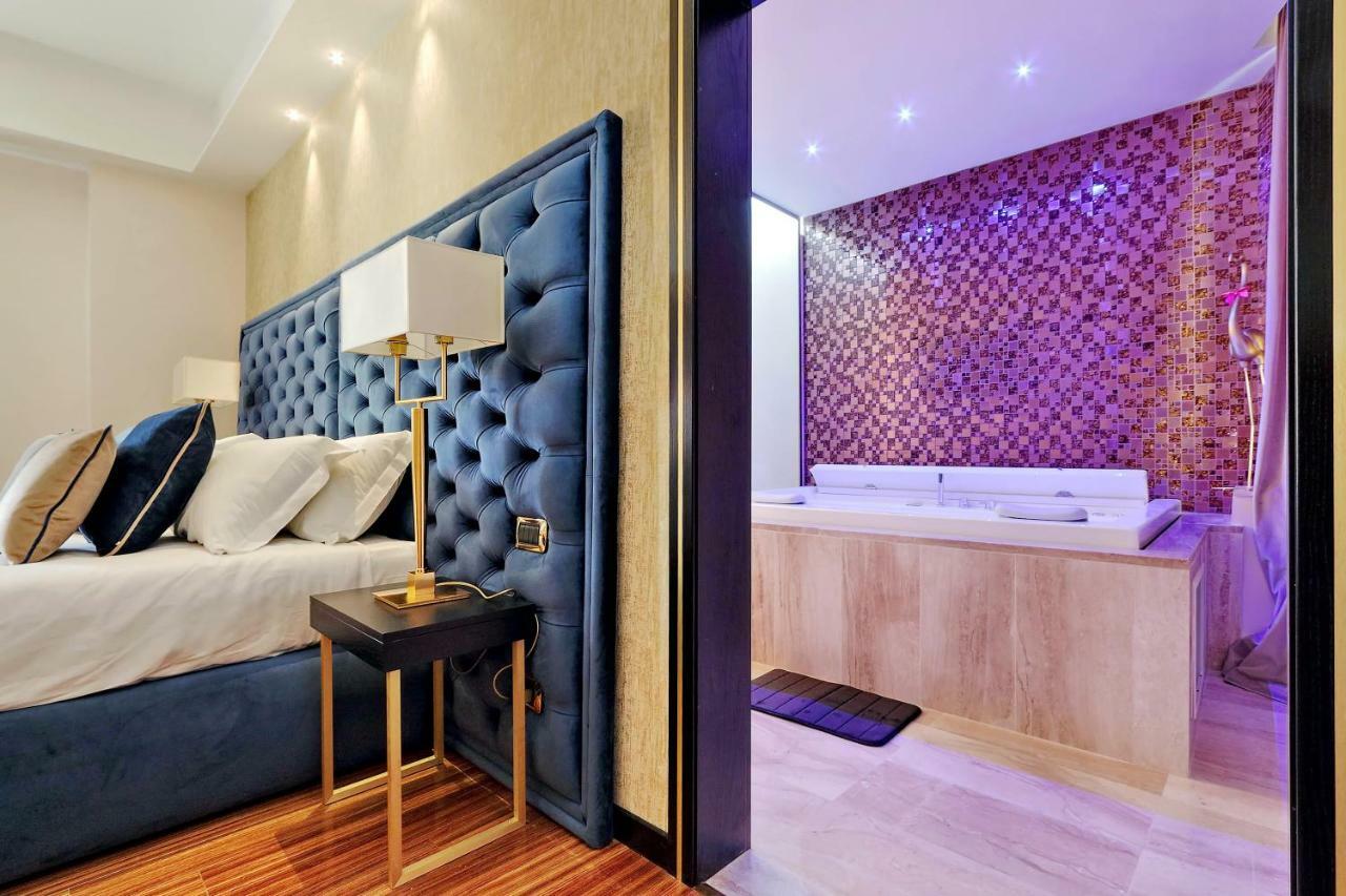Spanish Diamond Luxury & Jacuzzi Roma