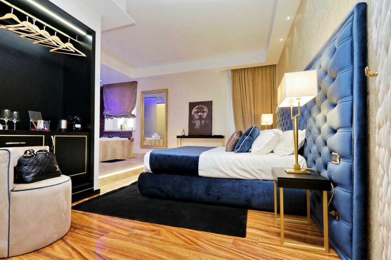 Spanish Diamond Luxury & Jacuzzi