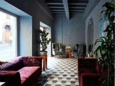 Hotel The Code