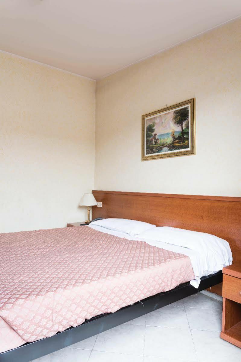 Marsala Hotel 2*