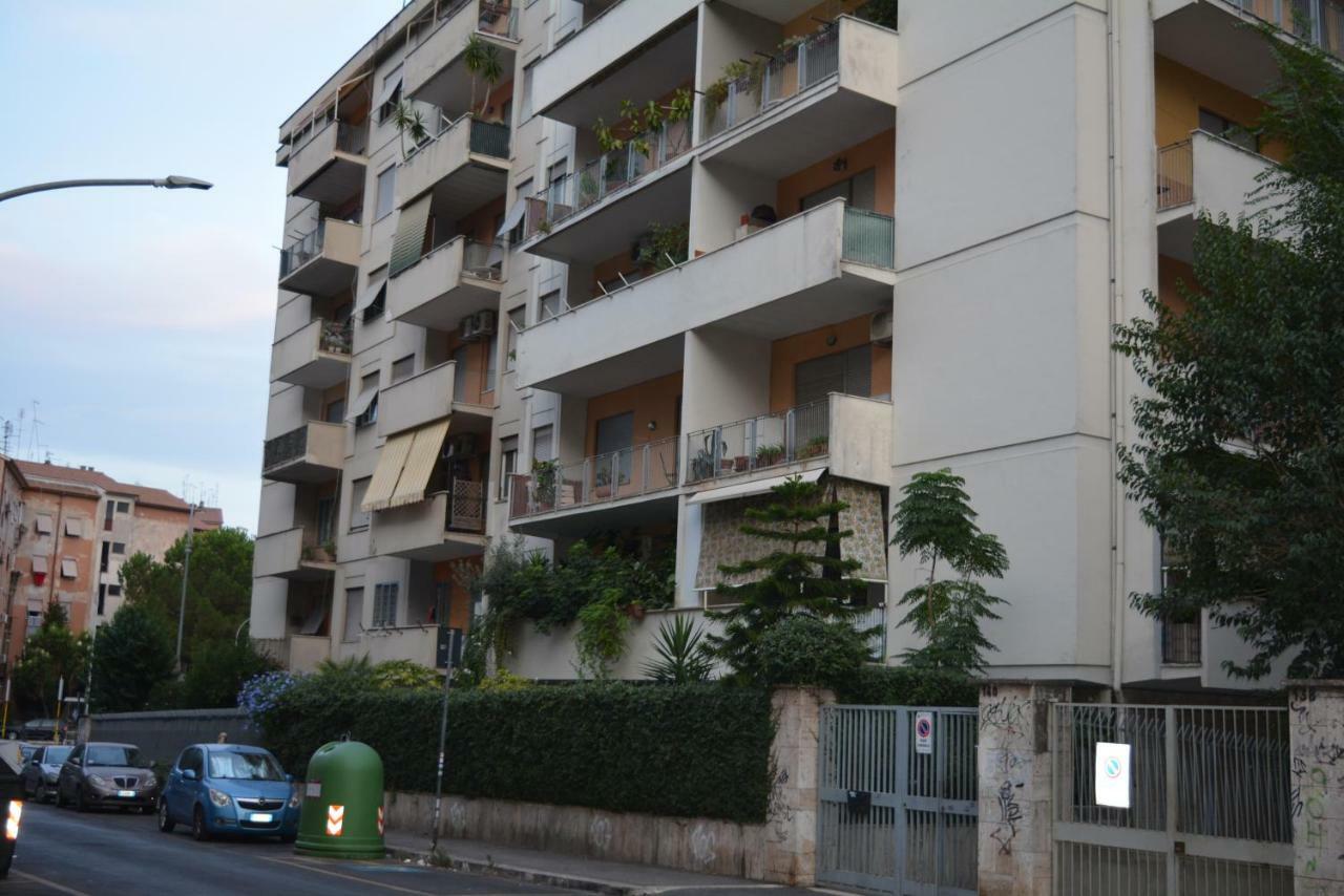 Apartment Cinecitta Rom
