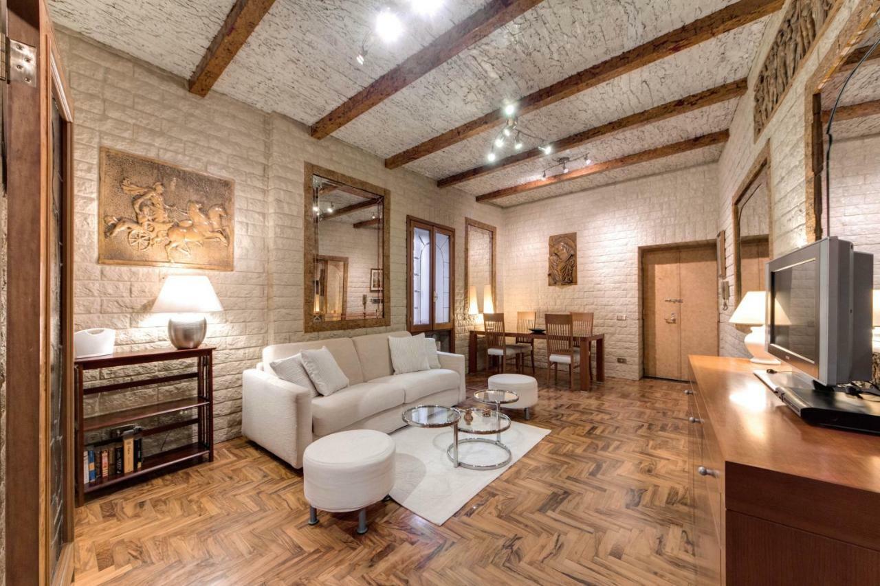Apartment Fontana Di Trevi Charming Rome