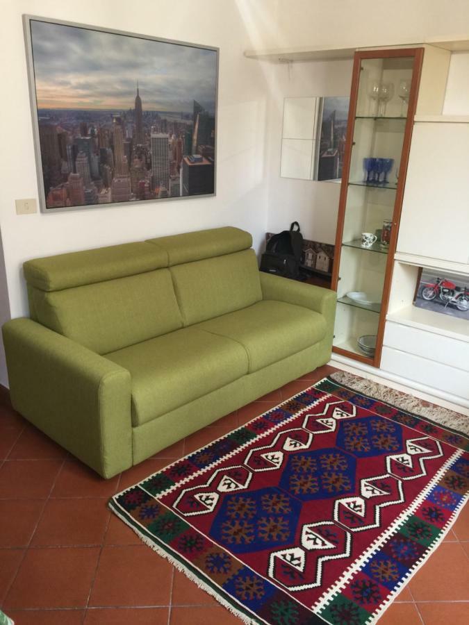 Apartamento Lovely Irnerio ❤ Flat Near S. Pietro ★ *