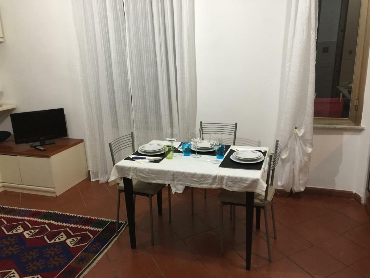 Apartamento Lovely Irnerio ❤ Flat Near S. Pietro ★ *