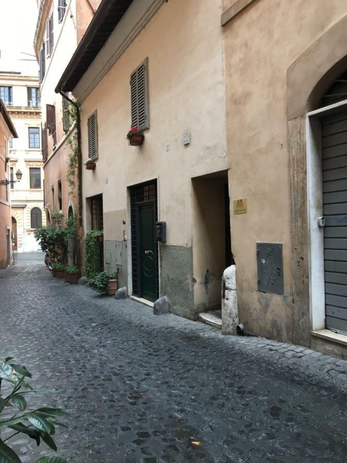 Bb Il Re Reginella Roma