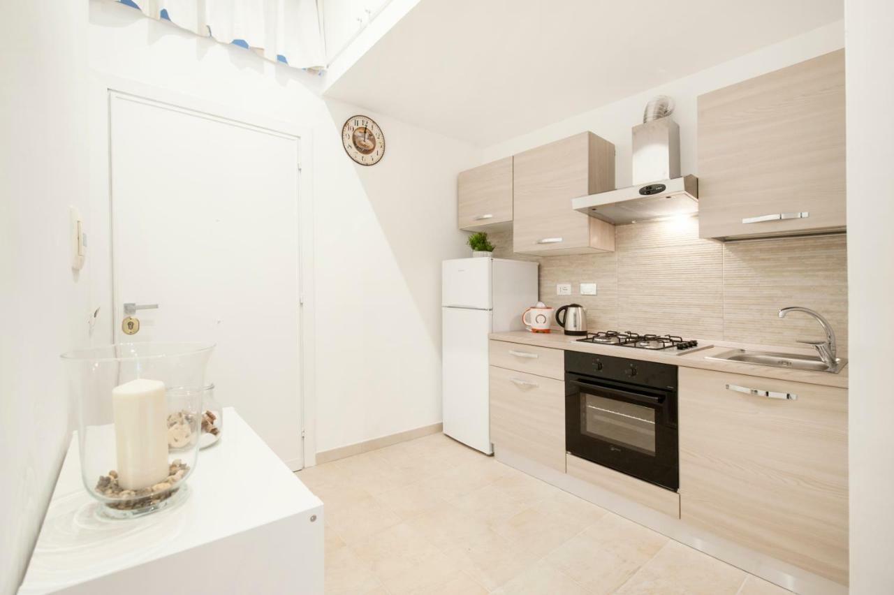 White Flat Labicana Leilighet Roma
