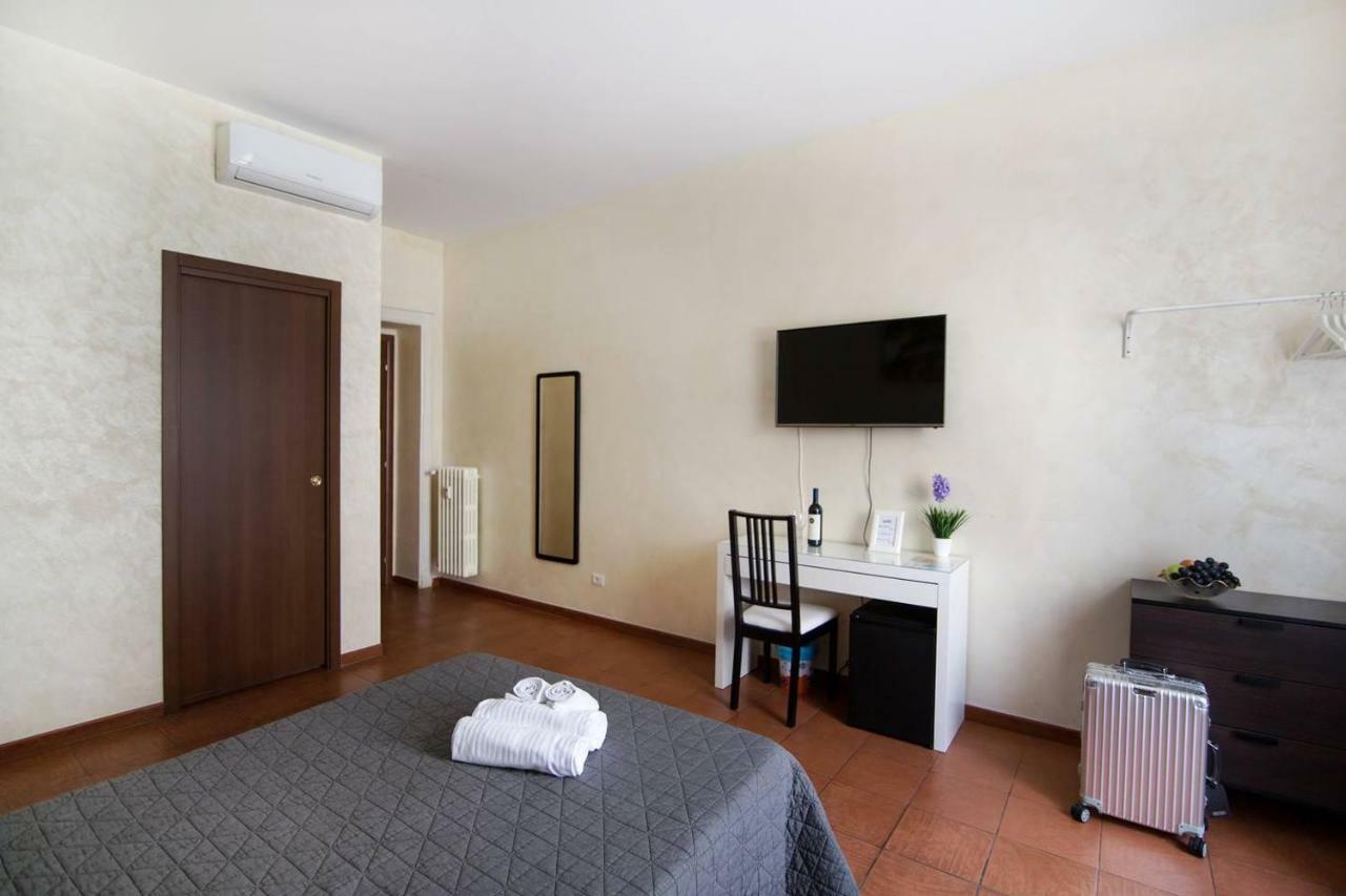 Enrico Casa de hóspedes Roma