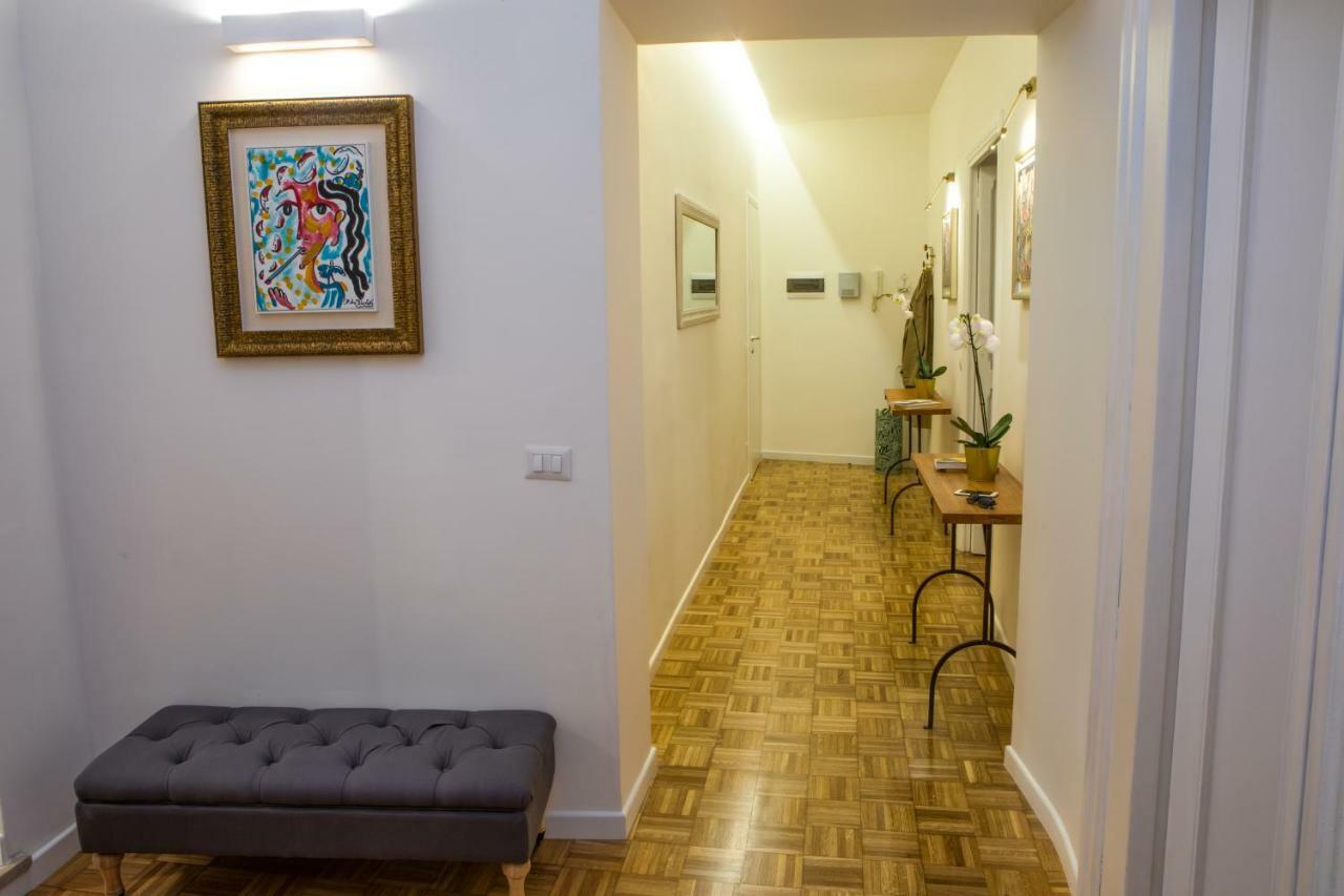 Your Secret Pantheon Apartamento *