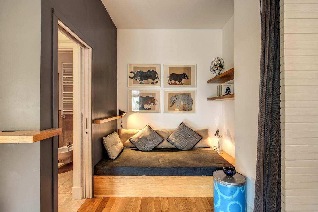 Leopardi Lux By Colosseum *