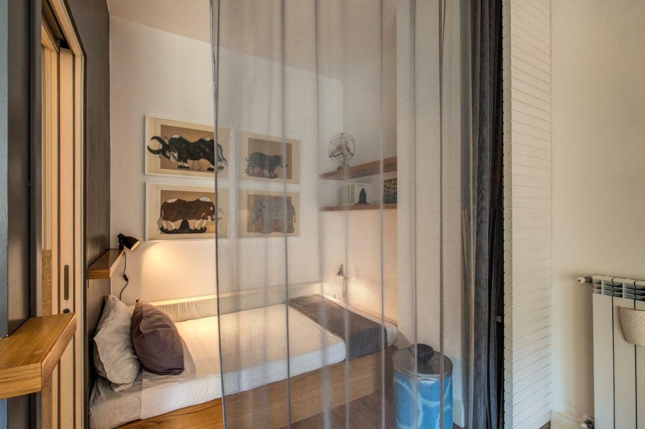 Leopardi Lux By Colosseum