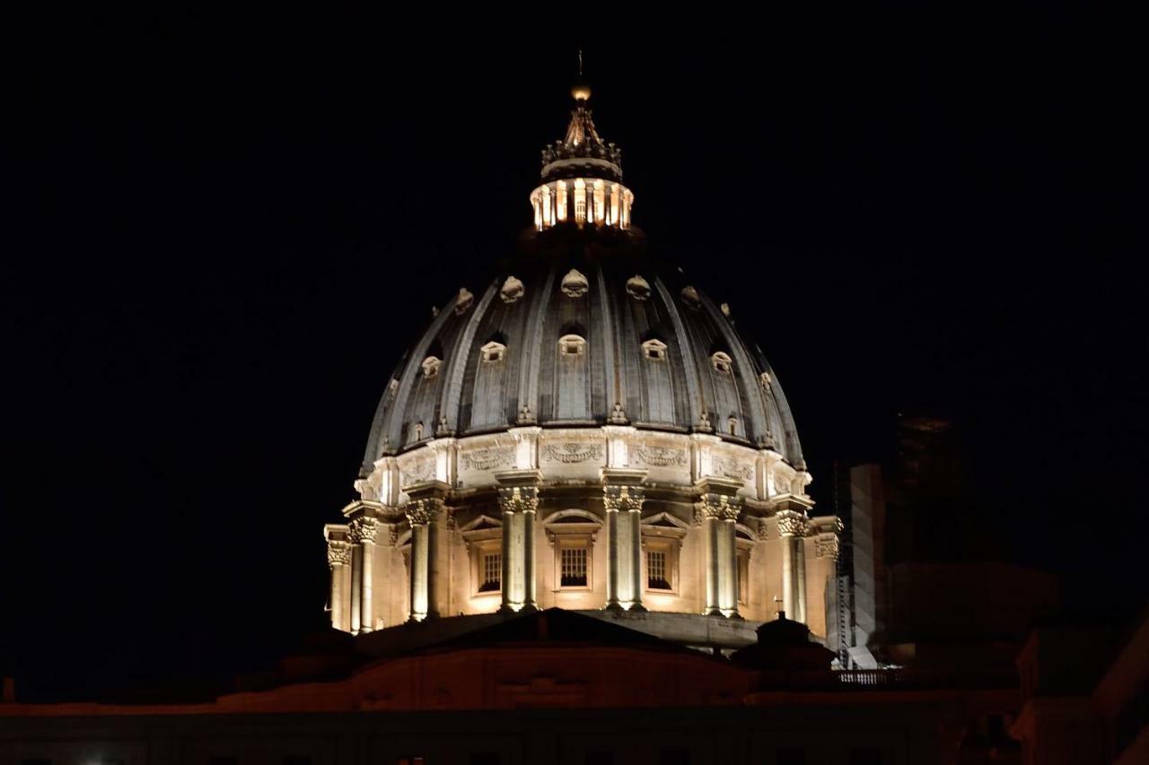 San Pietro Moonlight Luxury Leilighet Roma