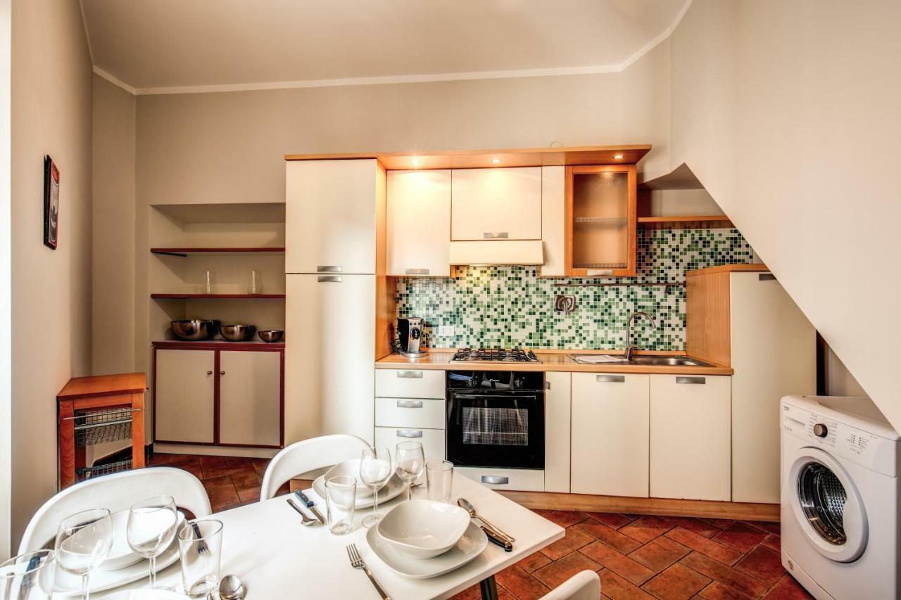 Appartamento Via Del Monte Della Farina Apartment *