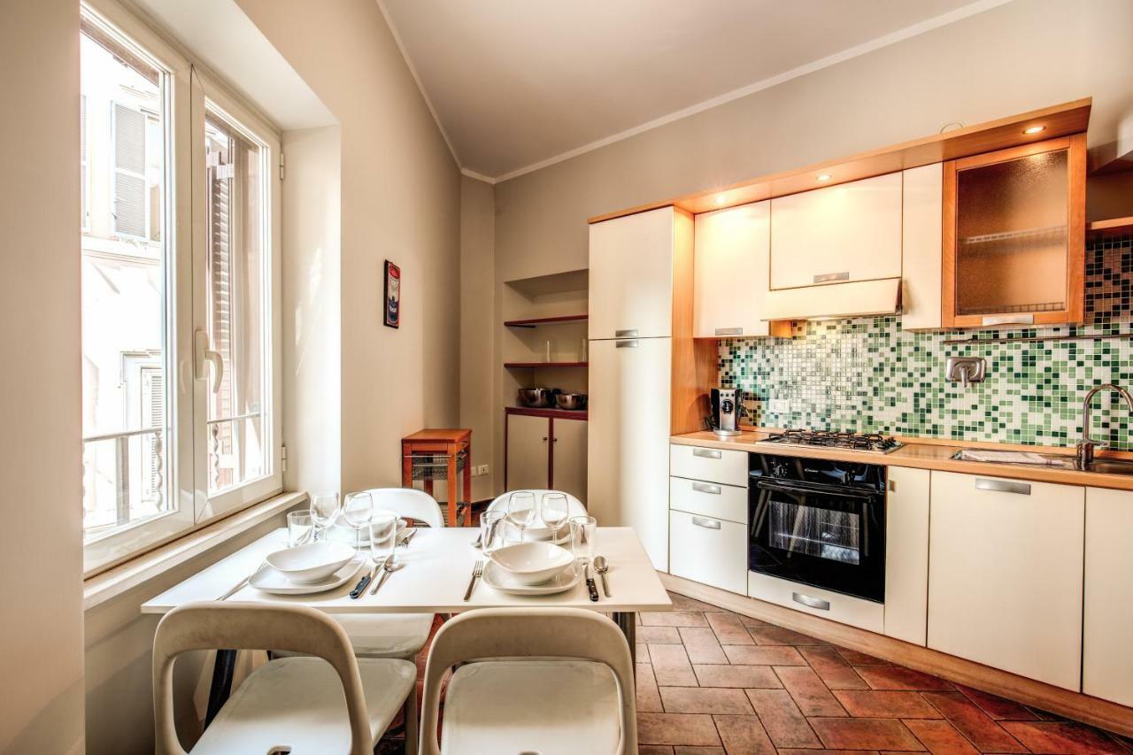 Appartamento Via Del Monte Della Farina Apartment *