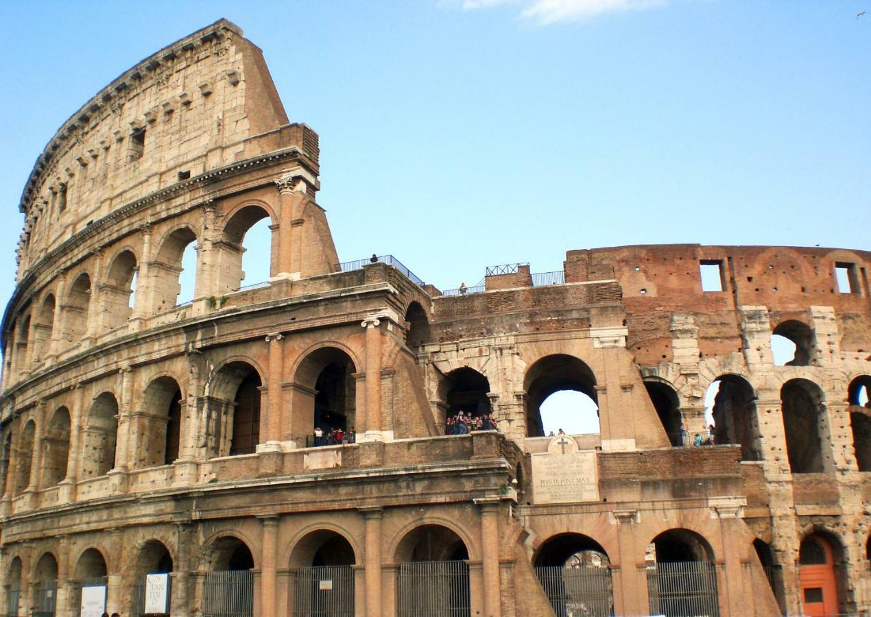 Apartamento Center Fori Imperiali Raffy's Charming *