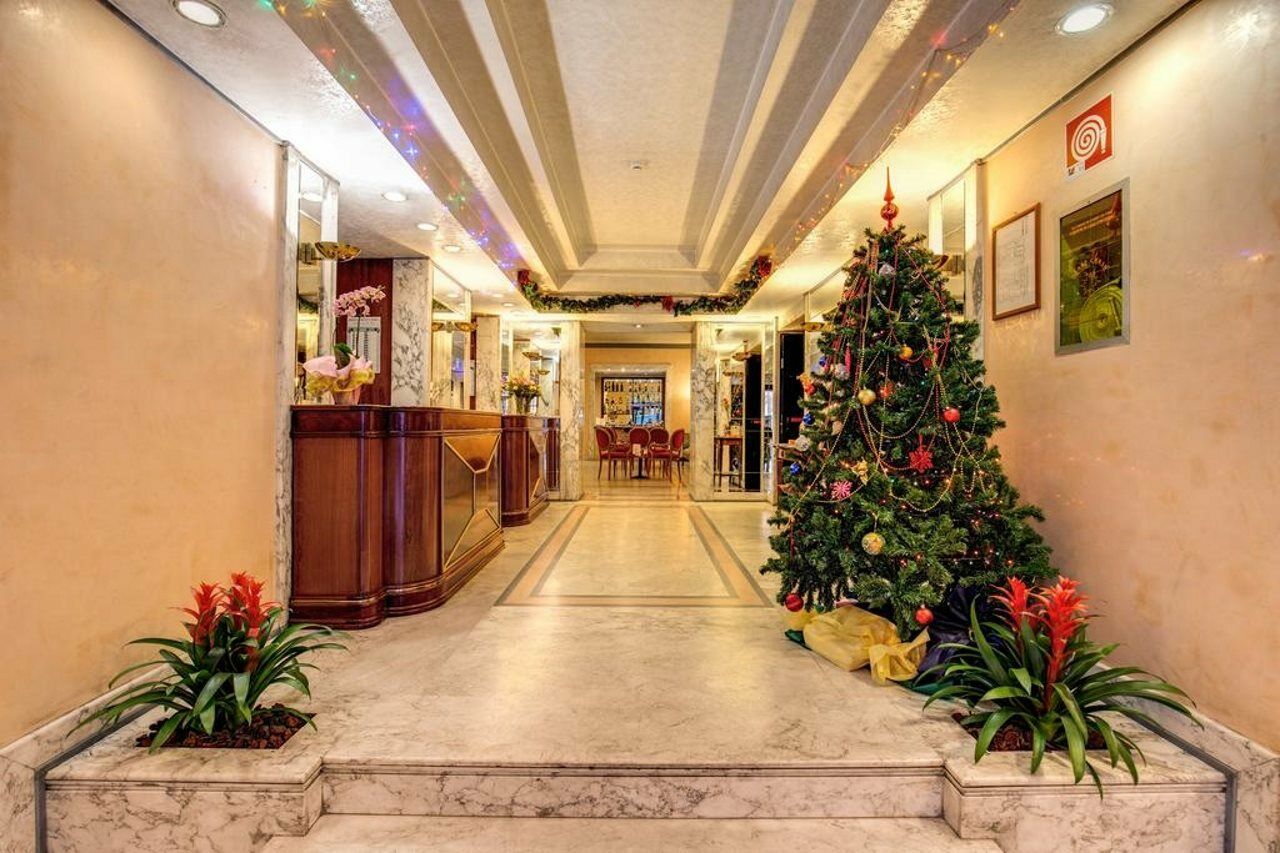 Hotell San Remo 3*