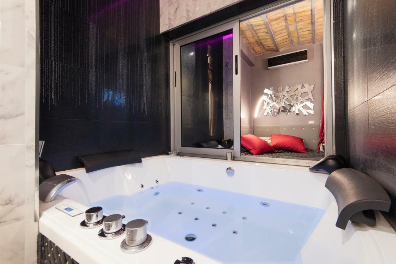 Jacuzzi Suitesweetrome Apartment *