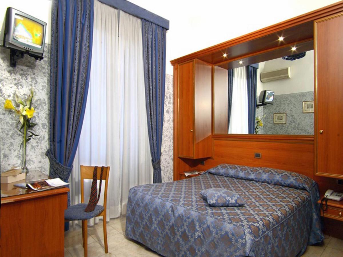 Hotel Assisi 3*